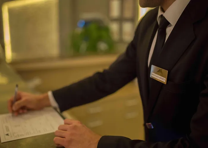 Hilly Hotel